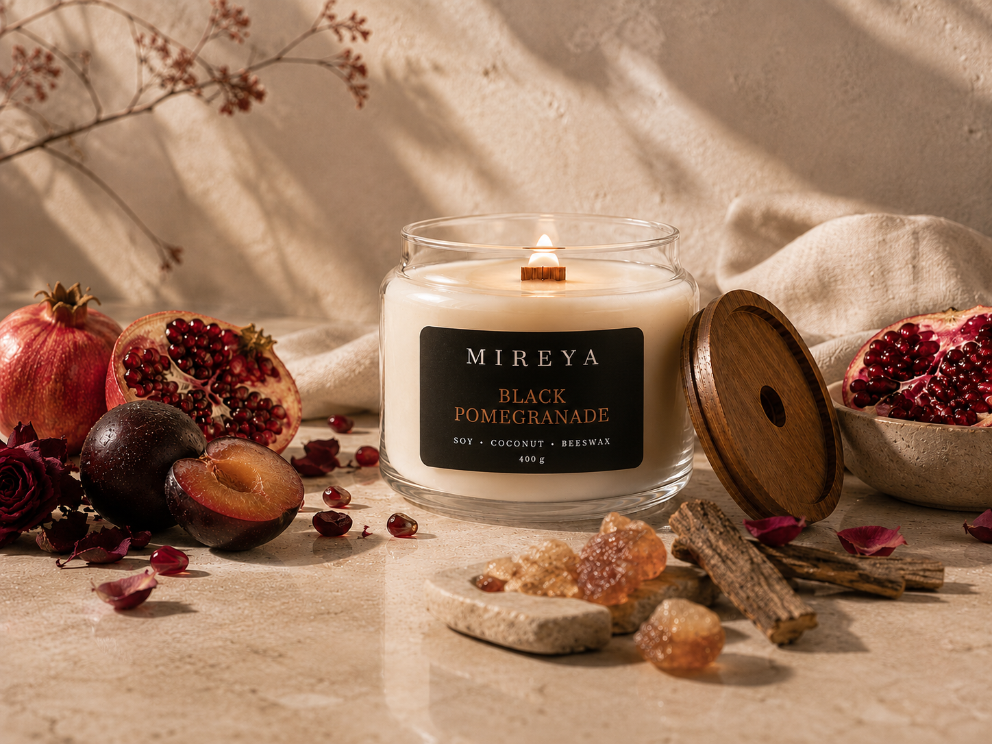 Vonná svíčka MIREYA Black Pomegranate